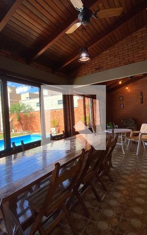 Casa à venda com 529m², 4 quartos e 3 vagas