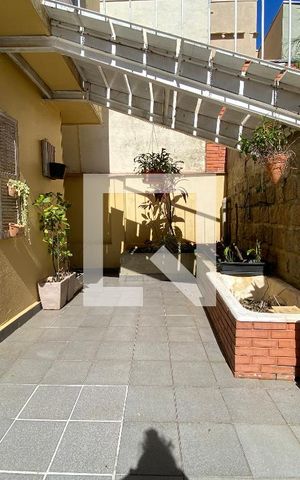 Casa à venda com 529m², 4 quartos e 3 vagas