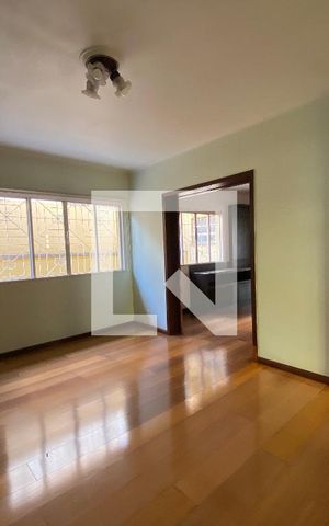 Casa à venda com 529m², 4 quartos e 3 vagas