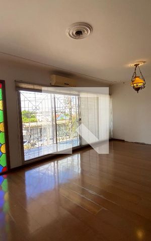 Casa à venda com 529m², 4 quartos e 3 vagas