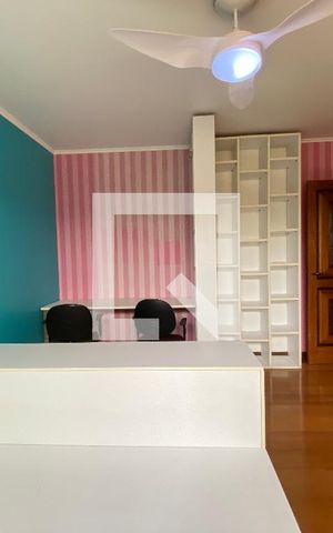 Casa à venda com 529m², 4 quartos e 3 vagas