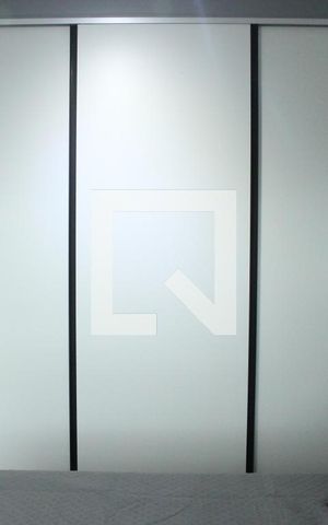 Apartamento para alugar com 25m², 1 quarto e sem vagaQuarto - Armários