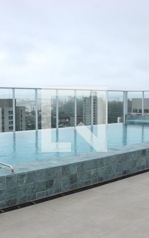 Apartamento para alugar com 25m², 1 quarto e sem vagaÁrea comum - Piscina