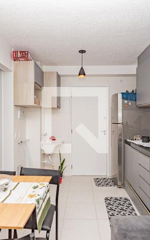 Apartamento à venda com 32m², 2 quartos e sem vaga Apartamento à venda com 32m², 2 quartos e sem vagaSala