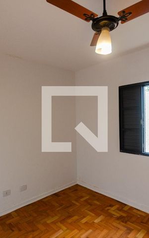 Casa para alugar com 180m², 3 quartos e 2 vagas Casa para alugar com 180m², 3 quartos e 2 vagasQuarto 1