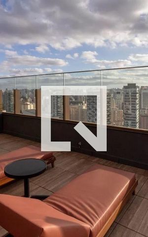 Studio à venda com 26m², 1 quarto e sem vaga Studio à venda com 26m², 1 quarto e sem vagaÁrea comum - Piscina