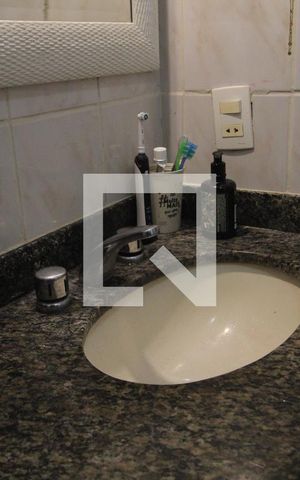 Apartamento à venda com 190m², 3 quartos e 2 vagas Apartamento à venda com 190m², 3 quartos e 2 vagasBanheiro Social