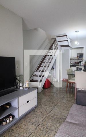 Apartamento à venda com 190m², 3 quartos e 2 vagas Apartamento à venda com 190m², 3 quartos e 2 vagasSala