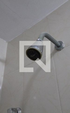 Apartamento à venda com 190m², 3 quartos e 2 vagas Apartamento à venda com 190m², 3 quartos e 2 vagasBanheiro da Suíte