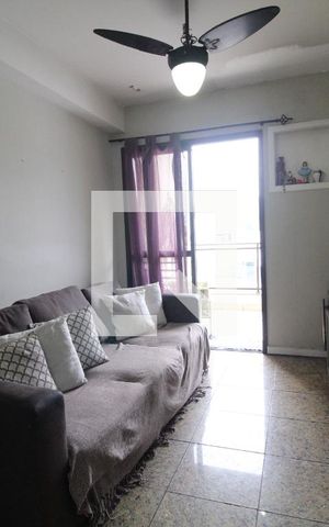 Apartamento à venda com 190m², 3 quartos e 2 vagas Apartamento à venda com 190m², 3 quartos e 2 vagasSala