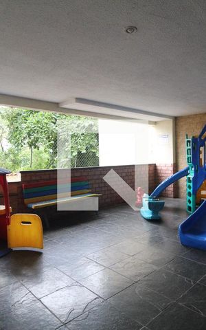 Apartamento à venda com 190m², 3 quartos e 2 vagas Apartamento à venda com 190m², 3 quartos e 2 vagasÁrea comum - Playground