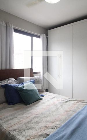Apartamento à venda com 190m², 3 quartos e 2 vagas Apartamento à venda com 190m², 3 quartos e 2 vagasSuíte