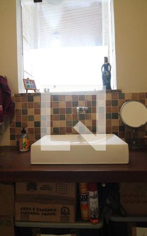 Apartamento à venda com 190m², 3 quartos e 2 vagas Apartamento à venda com 190m², 3 quartos e 2 vagasLavabo