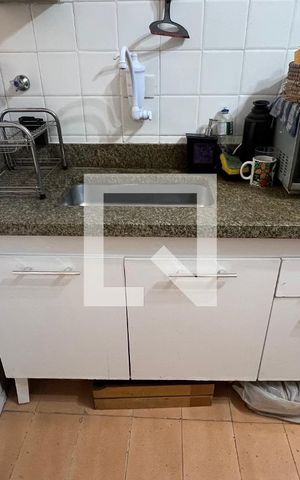 Apartamento para alugar com 71m², 2 quartos e sem vaga Apartamento para alugar com 71m², 2 quartos e sem vagaCozinha - Armários