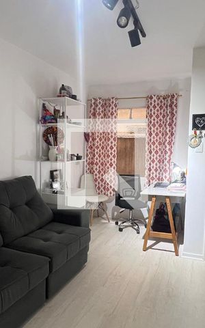 Apartamento para alugar com 71m², 2 quartos e sem vaga Apartamento para alugar com 71m², 2 quartos e sem vagaSala de TV