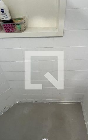 Apartamento para alugar com 71m², 2 quartos e sem vaga Apartamento para alugar com 71m², 2 quartos e sem vagaBanheiro