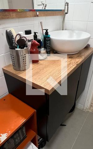 Apartamento para alugar com 71m², 2 quartos e sem vaga Apartamento para alugar com 71m², 2 quartos e sem vagaBanheiro