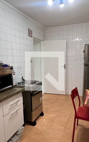 Apartamento para alugar com 71m², 2 quartos e sem vaga Apartamento para alugar com 71m², 2 quartos e sem vagaCozinha - Armários