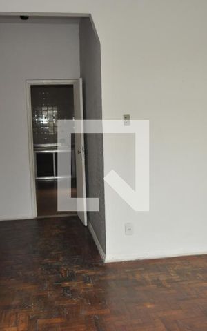Apartamento para alugar com 70m², 2 quartos e sem vagaSala
