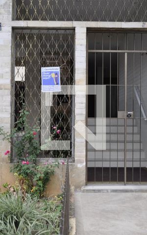 Apartamento para alugar com 70m², 2 quartos e sem vagaFachada