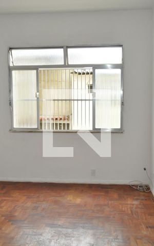 Apartamento para alugar com 70m², 2 quartos e sem vagaSala