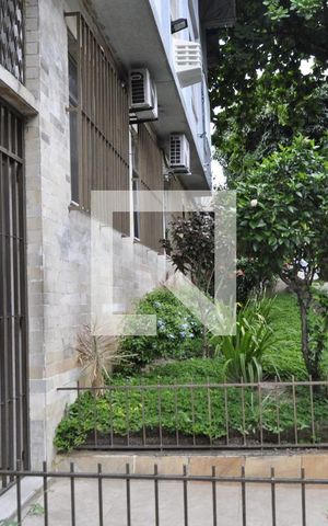 Apartamento para alugar com 70m², 2 quartos e sem vagaFachada
