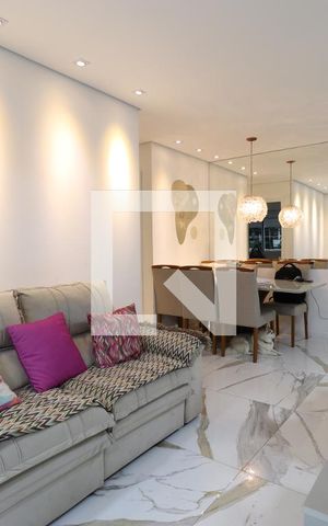 Apartamento para alugar com 93m², 2 quartos e 1 vagaSala