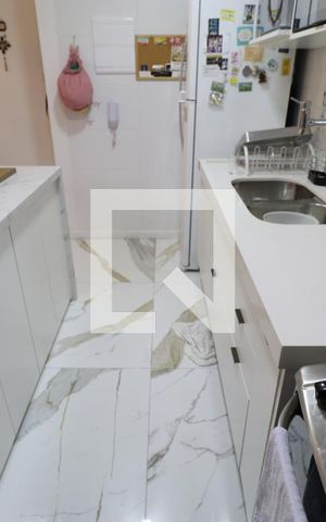 Apartamento para alugar com 93m², 2 quartos e 1 vagaCozinha