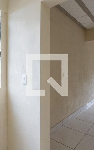 Studio para alugar com 34m², 1 quarto e sem vaga Studio para alugar com 34m², 1 quarto e sem vagaÁrea de Serviço