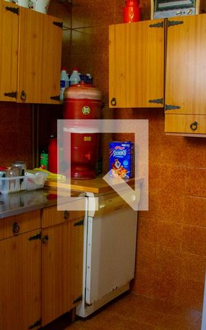 Casa de condomínio à venda com 155m², 5 quartos e 3 vagas Casa de condomínio à venda com 155m², 5 quartos e 3 vagasCozinha