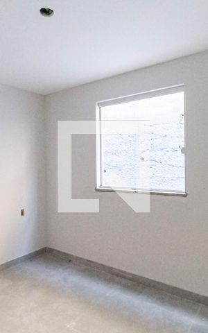 Casa à venda com 70m², 2 quartos e 1 vaga Casa à venda com 70m², 2 quartos e 1 vagaQuarto