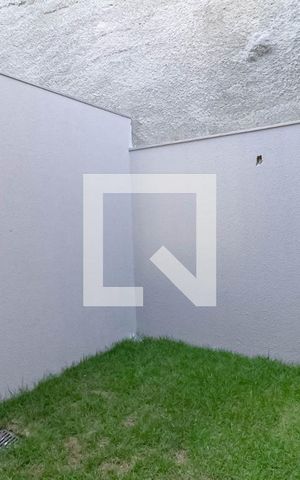 Casa à venda com 70m², 2 quartos e 1 vaga Casa à venda com 70m², 2 quartos e 1 vagaQuintal