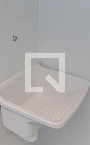 Casa à venda com 70m², 2 quartos e 1 vaga Casa à venda com 70m², 2 quartos e 1 vagaÁrea de serviço
