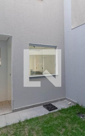 Casa à venda com 70m², 2 quartos e 1 vaga Casa à venda com 70m², 2 quartos e 1 vagaQuintal