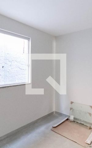 Casa à venda com 70m², 2 quartos e 1 vaga Casa à venda com 70m², 2 quartos e 1 vagaQuarto