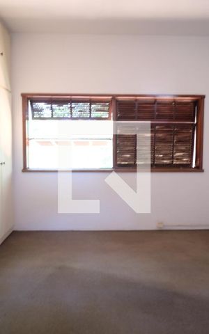 Casa para alugar com 340m², 4 quartos e 3 vagasQuarto 3 - Suíte