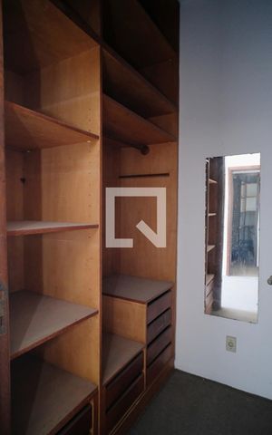 Casa para alugar com 340m², 4 quartos e 3 vagasCloset do quarto