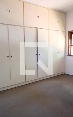 Casa para alugar com 340m², 4 quartos e 3 vagasQuarto 3 - Suíte