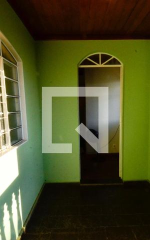 Casa à venda com 246m², 6 quartos e 4 vagas Casa à venda com 246m², 6 quartos e 4 vagasVaranda 1