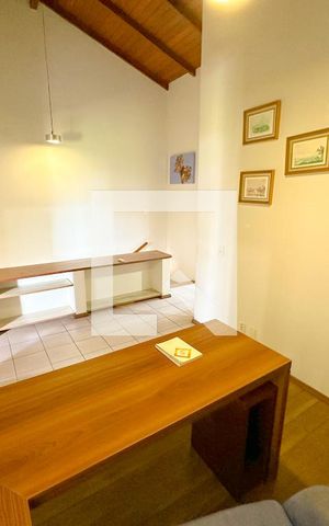 Casa de condomínio para alugar com 98m², 2 quartos e 1 vagaEscritório