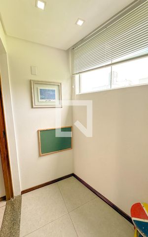 Casa de condomínio para alugar com 98m², 2 quartos e 1 vagaQuarto de Serviço
