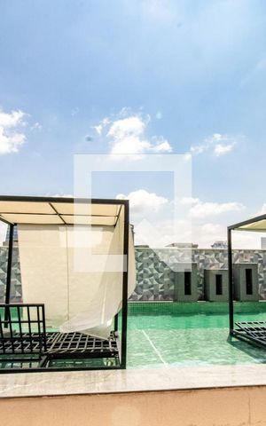 Studio à venda com 25m², 1 quarto e sem vaga Studio à venda com 25m², 1 quarto e sem vagaÁrea comum -Piscina. Cobertura