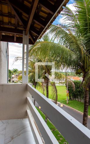 Casa de condomínio à venda com 422m², 4 quartos e 4 vagas Casa de condomínio à venda com 422m², 4 quartos e 4 vagasVARANDA SUITE MASTER