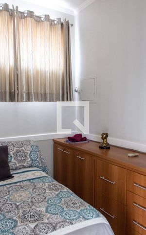 Casa de condomínio à venda com 422m², 4 quartos e 4 vagas Casa de condomínio à venda com 422m², 4 quartos e 4 vagasQUARTO/ESCRITÓRIO