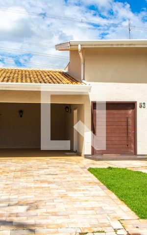 Casa de condomínio à venda com 422m², 4 quartos e 4 vagas Casa de condomínio à venda com 422m², 4 quartos e 4 vagasFACHADA