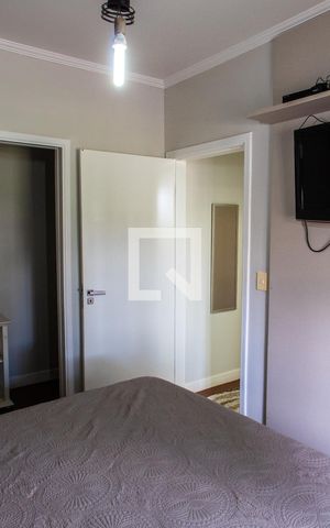 Casa de condomínio à venda com 422m², 4 quartos e 4 vagas Casa de condomínio à venda com 422m², 4 quartos e 4 vagasQUARTO 3
