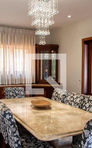Casa de condomínio à venda com 422m², 4 quartos e 4 vagas Casa de condomínio à venda com 422m², 4 quartos e 4 vagasSALA DE JANTAR