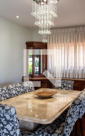 Casa de condomínio à venda com 422m², 4 quartos e 4 vagas Casa de condomínio à venda com 422m², 4 quartos e 4 vagasSALA DE JANTAR