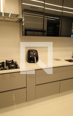 Apartamento à venda com 211m², 3 quartos e 3 vagasCozinha