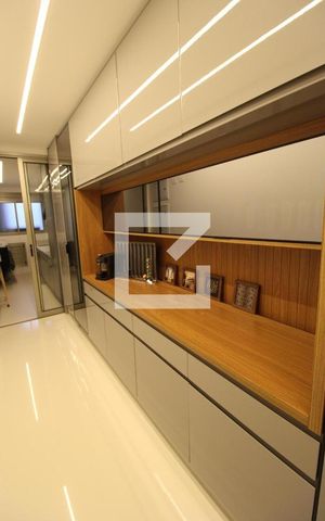 Apartamento à venda com 211m², 3 quartos e 3 vagasCozinha - Armários